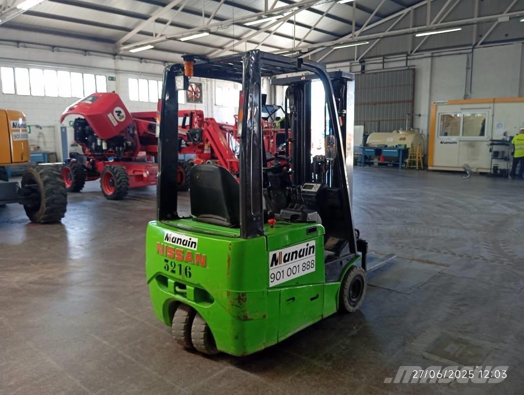 Nissan 1N1L180Q Diesel Stapler