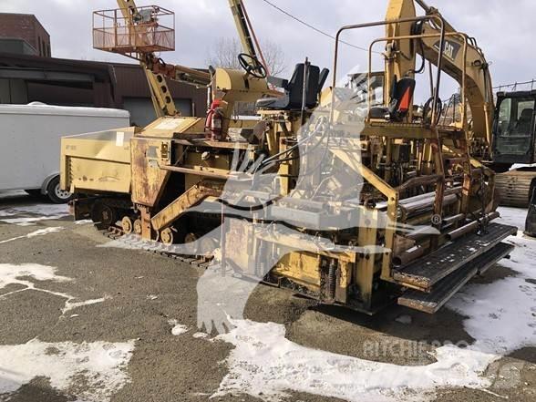 CAT AP-1050 Strassenfertiger
