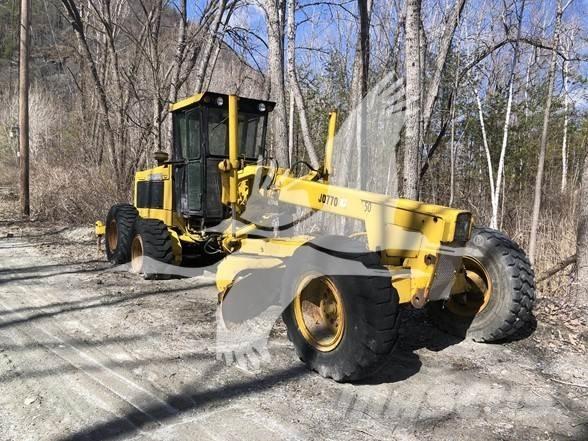 John Deere 770 Grader