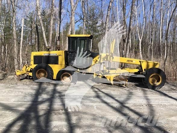 John Deere 770 Grader