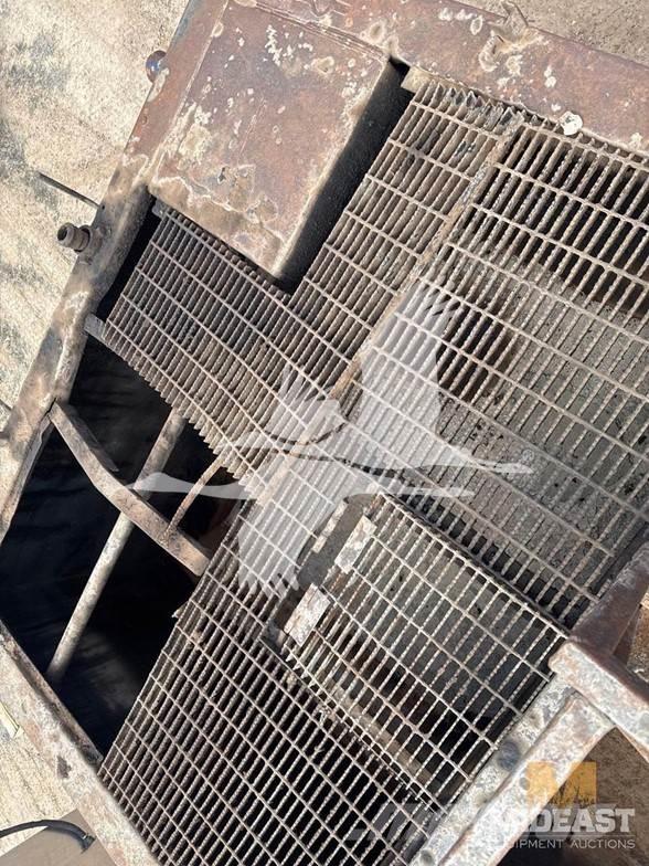  MUD TANK Sonstige Baumaschinen