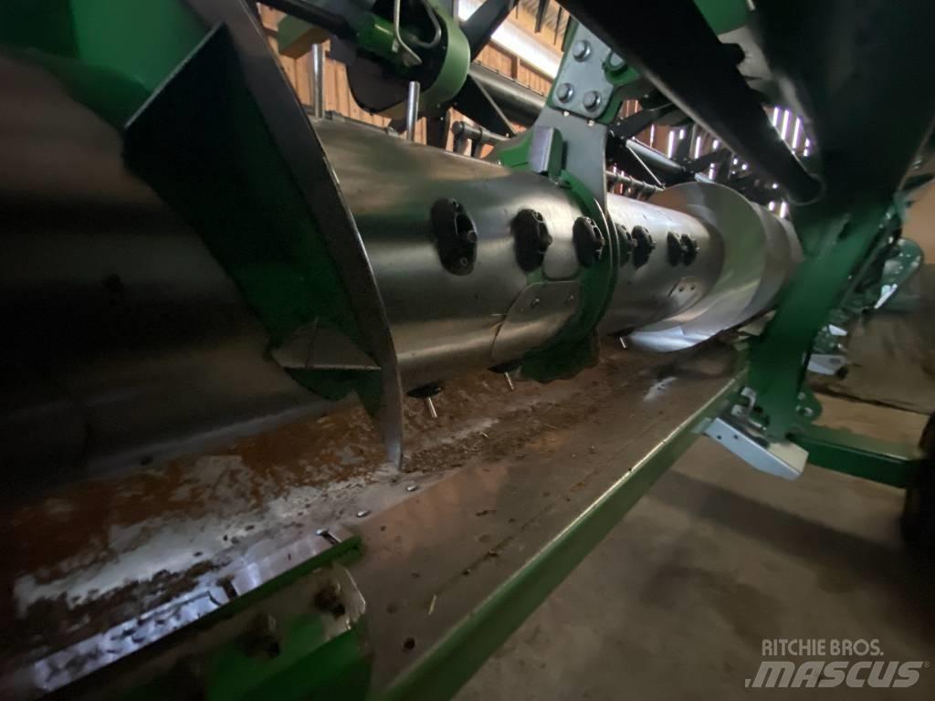 John Deere S790i Mähdrescher