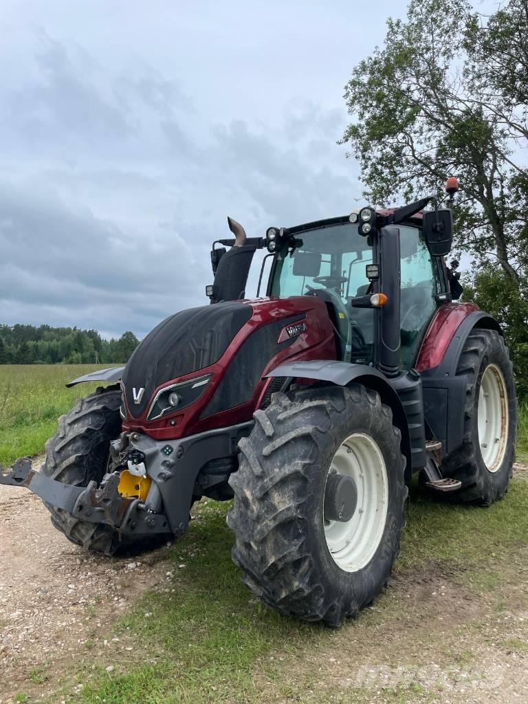 Valtra T 234 V Traktoren