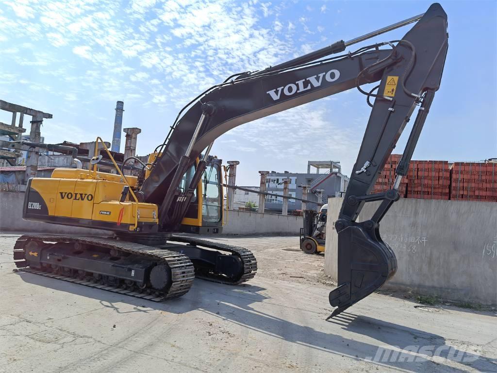 Volvo EC210B Raupenbagger