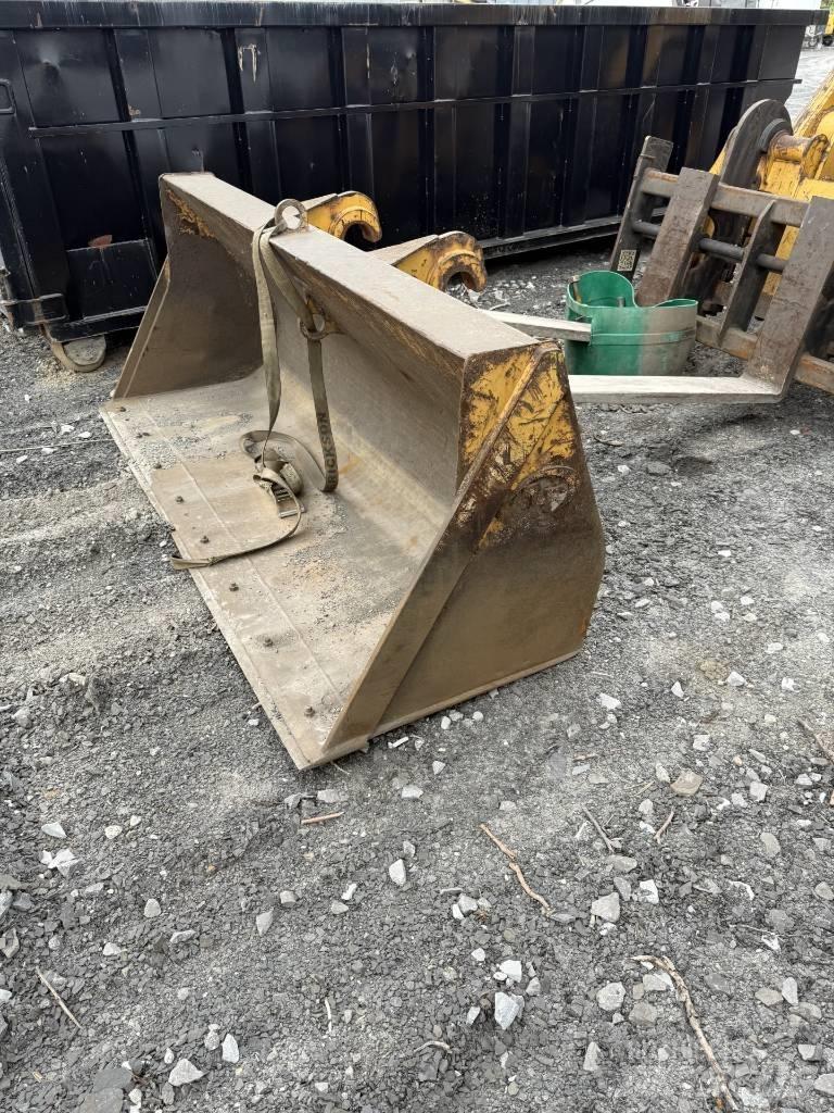CAT 450 F Baggerlader
