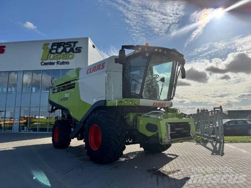 CLAAS LEXION 740 Mähdrescher