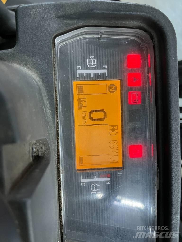 CAT DP 30 N Diesel Stapler
