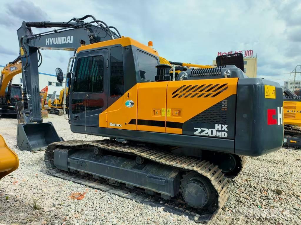 Hyundai HX 220 Raupenbagger