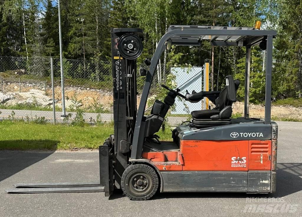 Toyota 7 FBEF 16 Elektro Stapler