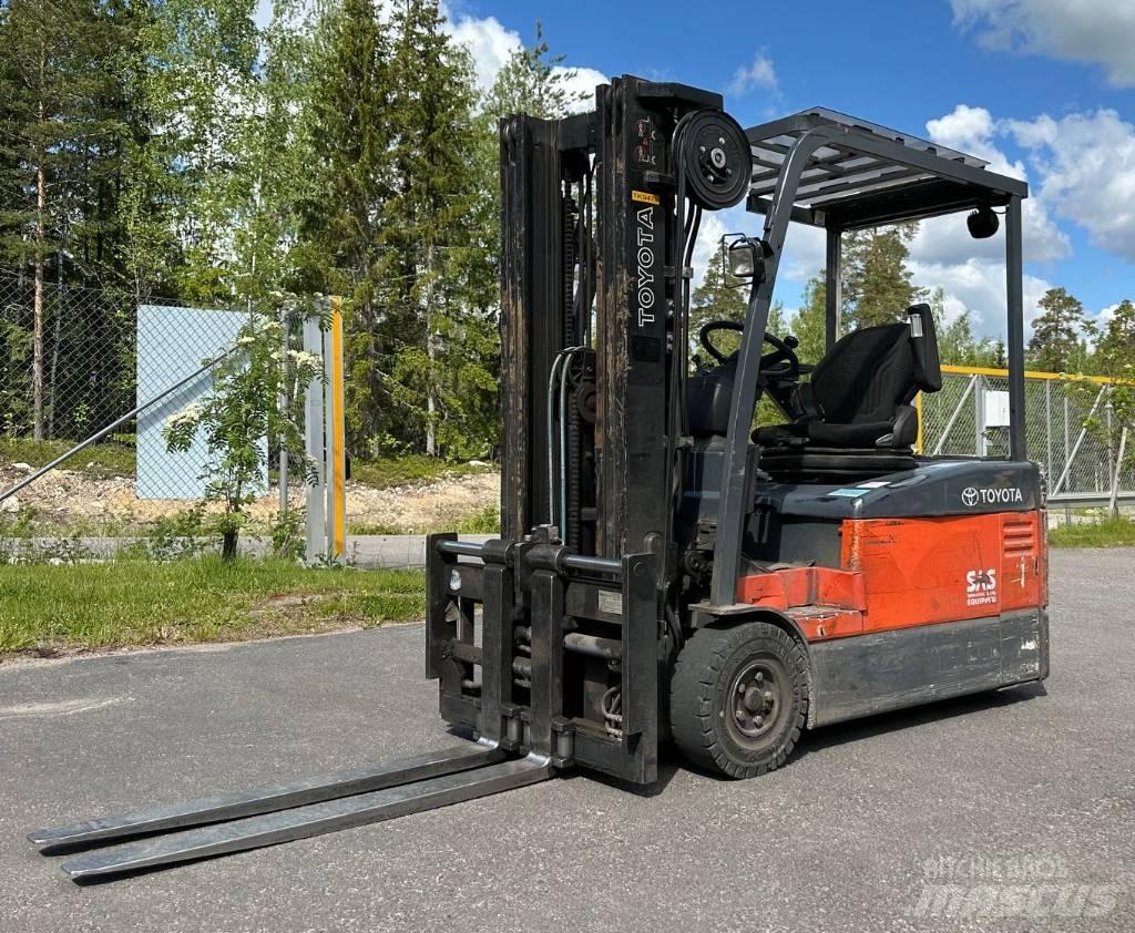 Toyota 7 FBEF 16 Elektro Stapler