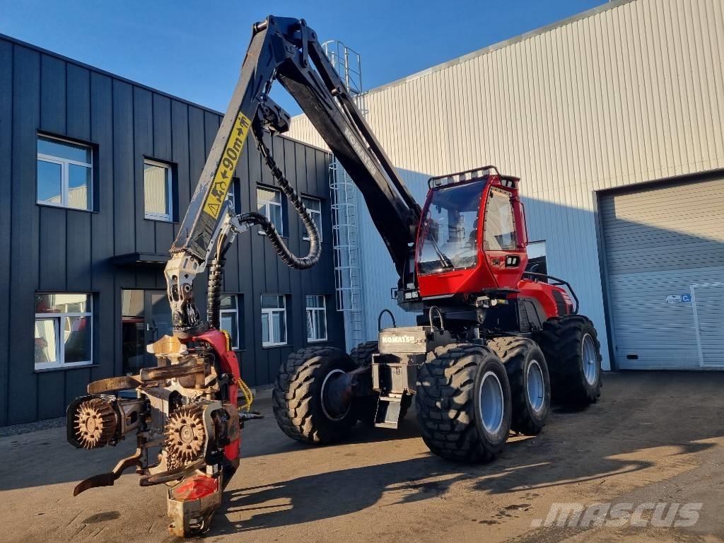 Komatsu 931 Harvester