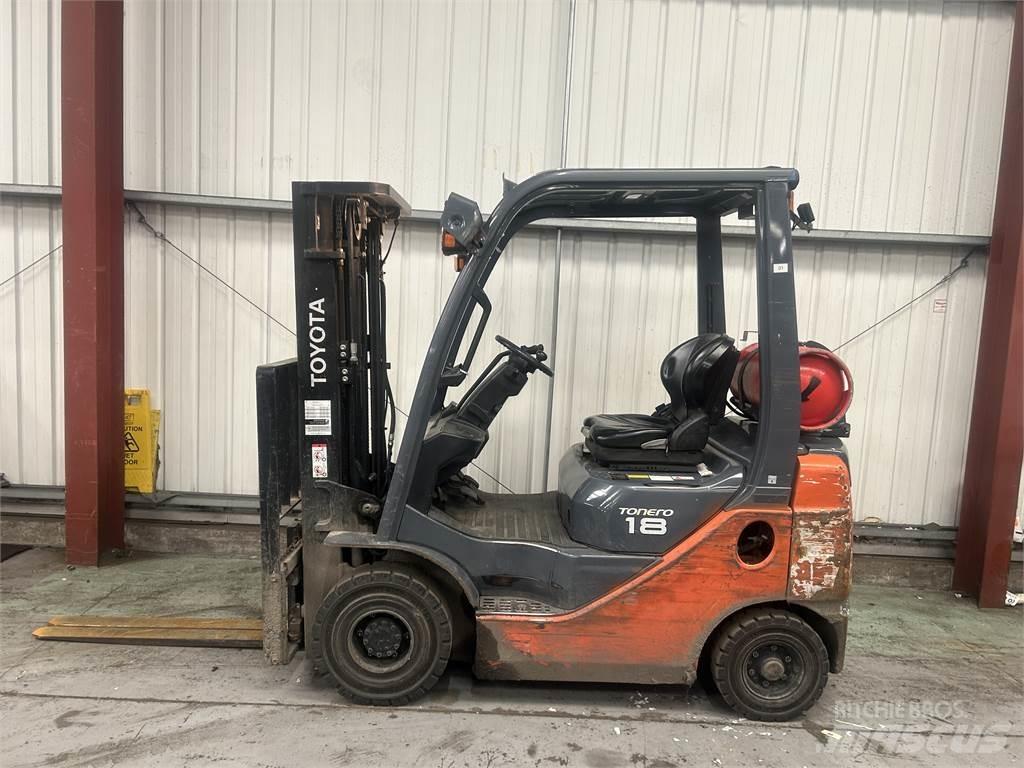 Toyota 02-8FGF18 Gas Stapler