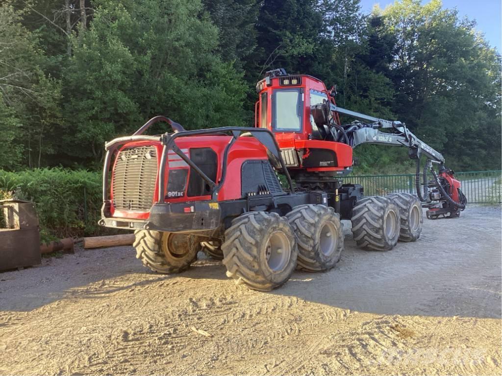 Komatsu 901 XC Harvester