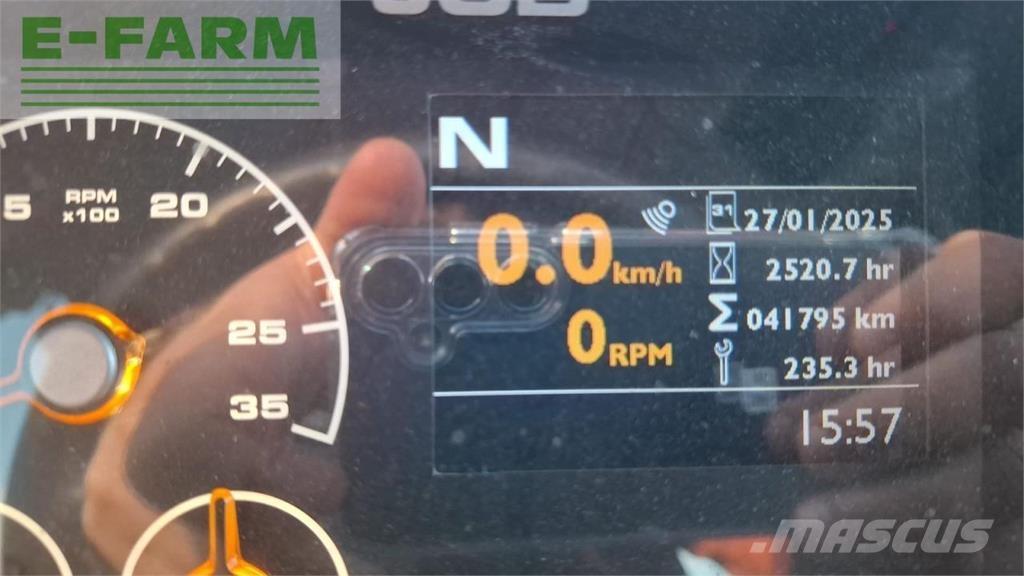 JCB 4220 fastrac Traktoren