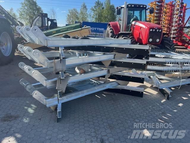  Impetu Vägsladd M220 Planiergeräte