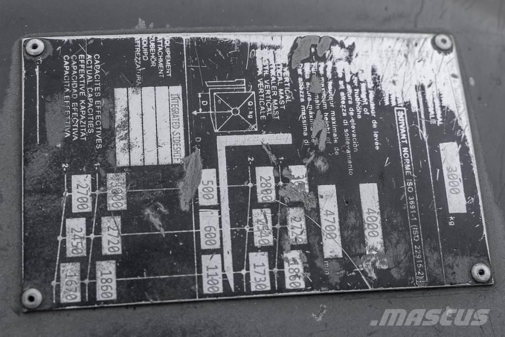 Manitou MI 30 D Diesel Stapler