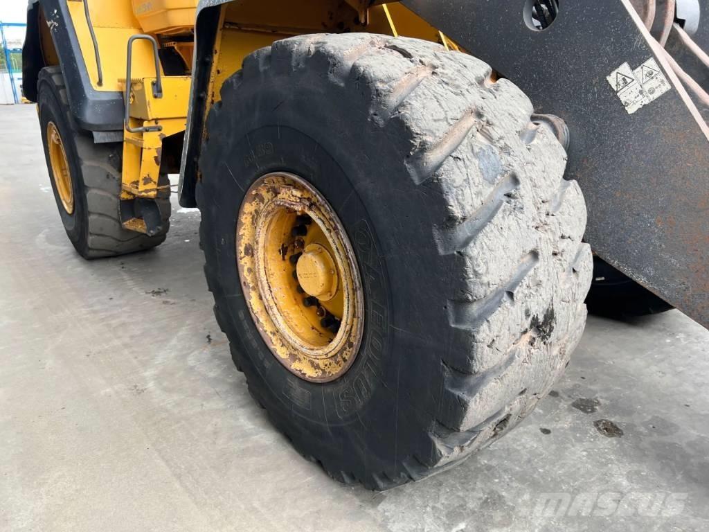 Volvo L180G Radlader