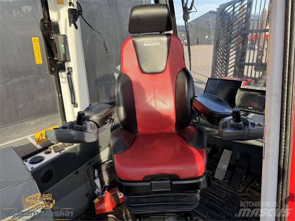 Komatsu 895 Forwarder