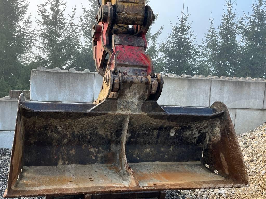 CAT 323 D L Raupenbagger