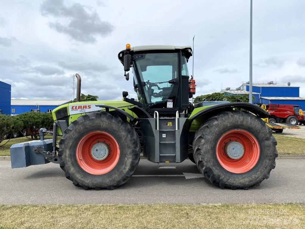 CLAAS Xerion 3800 Traktoren