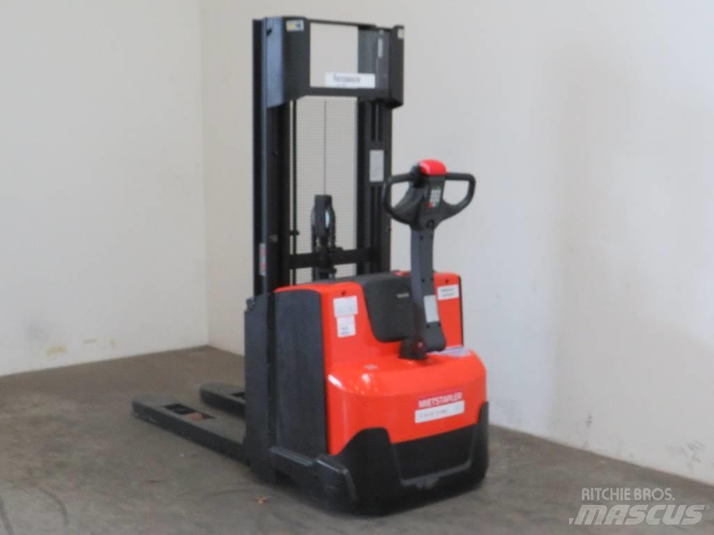 BT SWE140 Deichselstapler