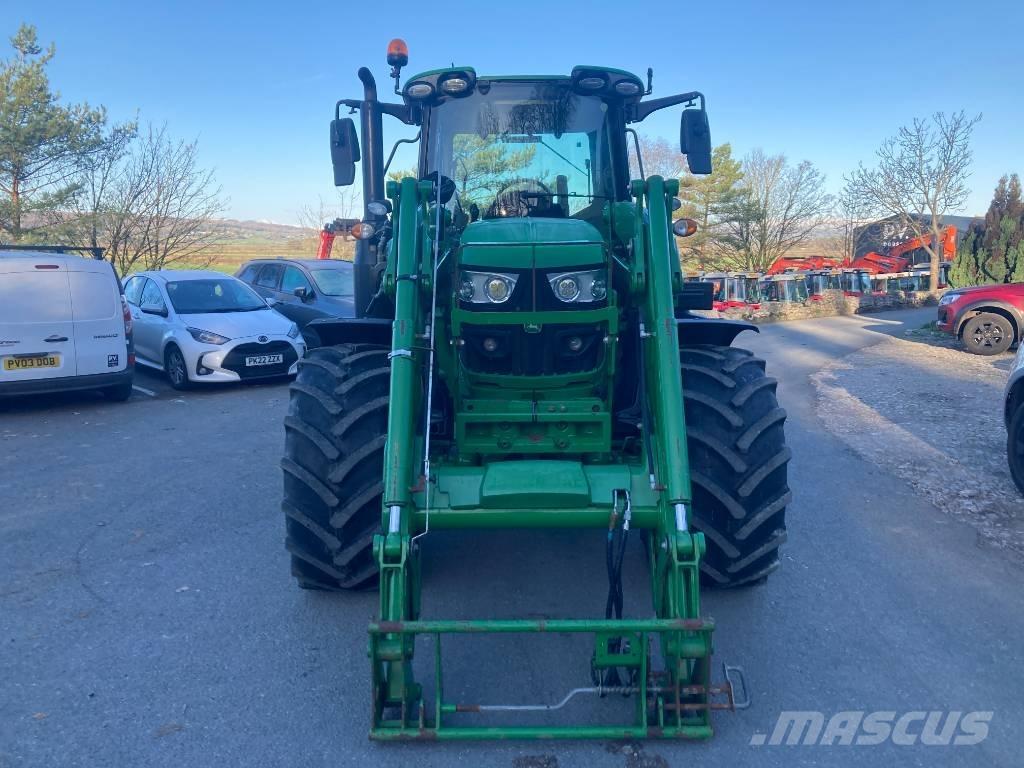 John Deere 6130 M Traktoren