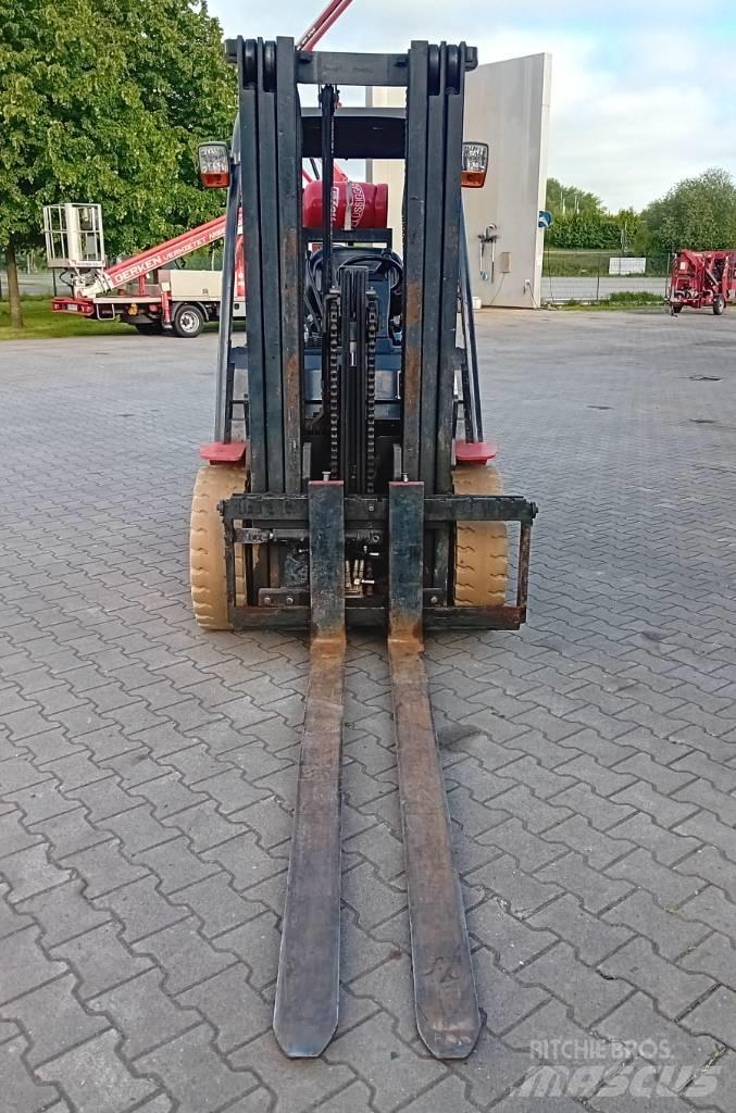 Manitou MI 30 G Gas Stapler