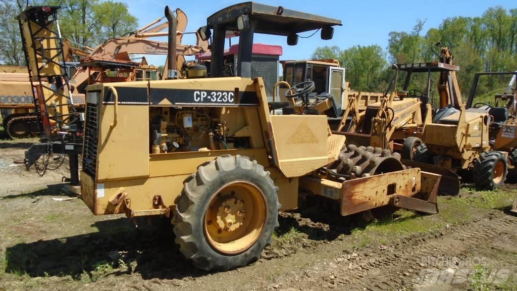CAT CP 323 C Kombiwalzen