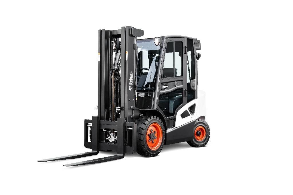 Bobcat D30S-9 Diesel Stapler