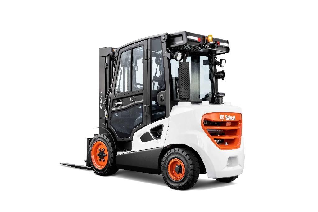 Bobcat D30S-9 Diesel Stapler