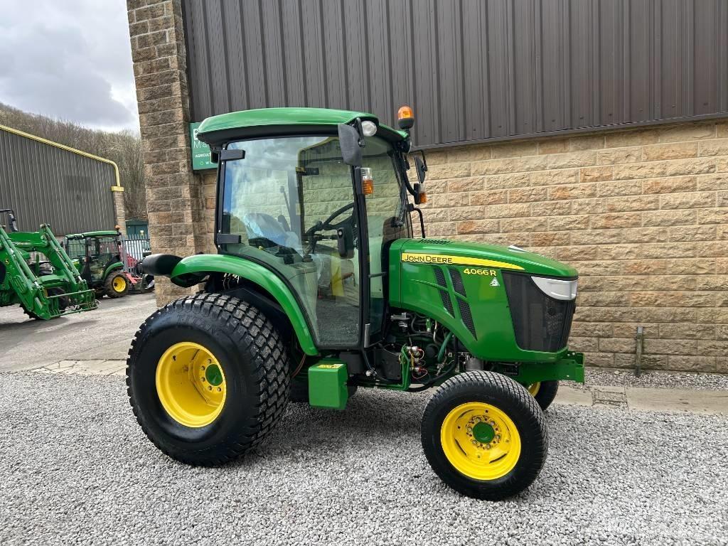John Deere 4066R Traktoren