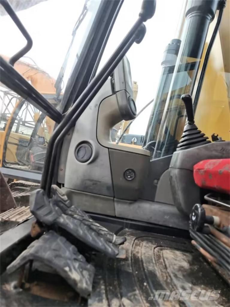 CAT 323 D Raupenbagger