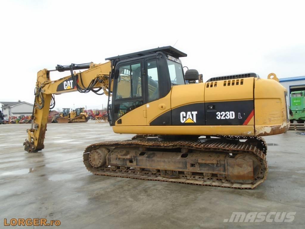 CAT 323 D Raupenbagger
