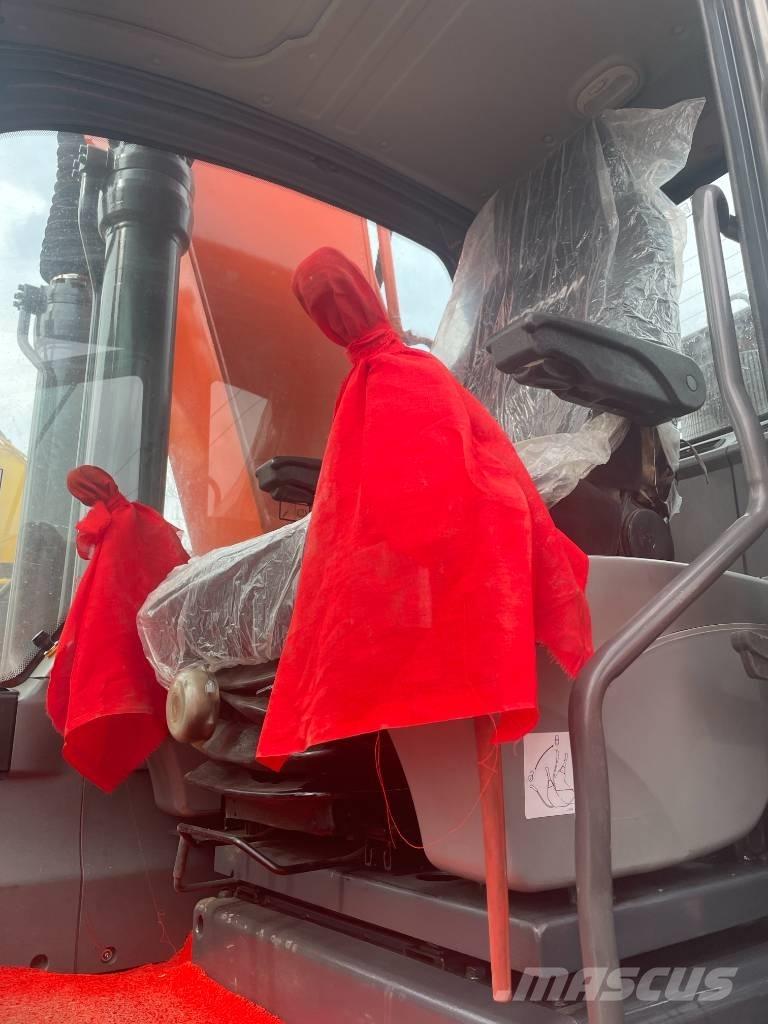 Doosan DX 225 Raupenbagger