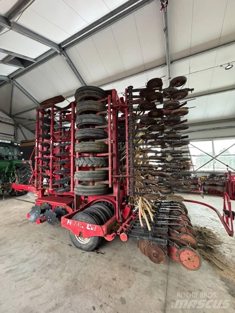 Horsch Pronto 8 DC Drillmaschinen