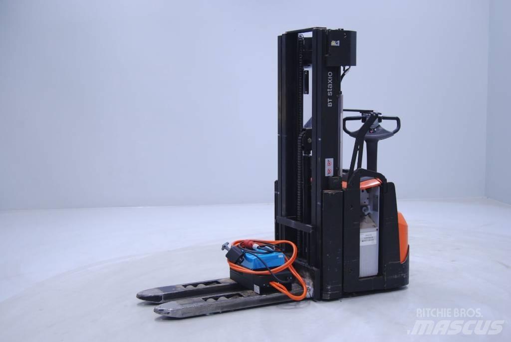 Toyota SWE160L Deichselstapler