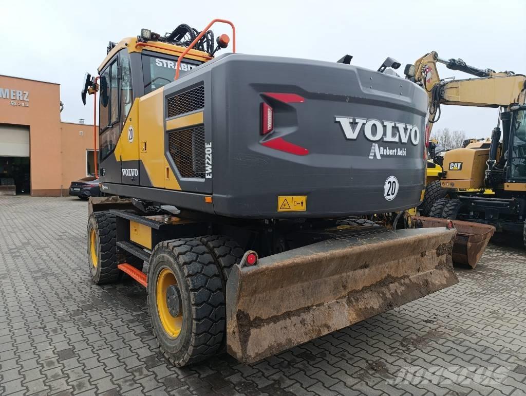 Volvo EW 220 E Mobilbagger
