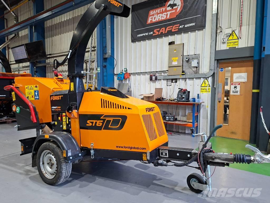 Forst ST6D Holzhäcksler