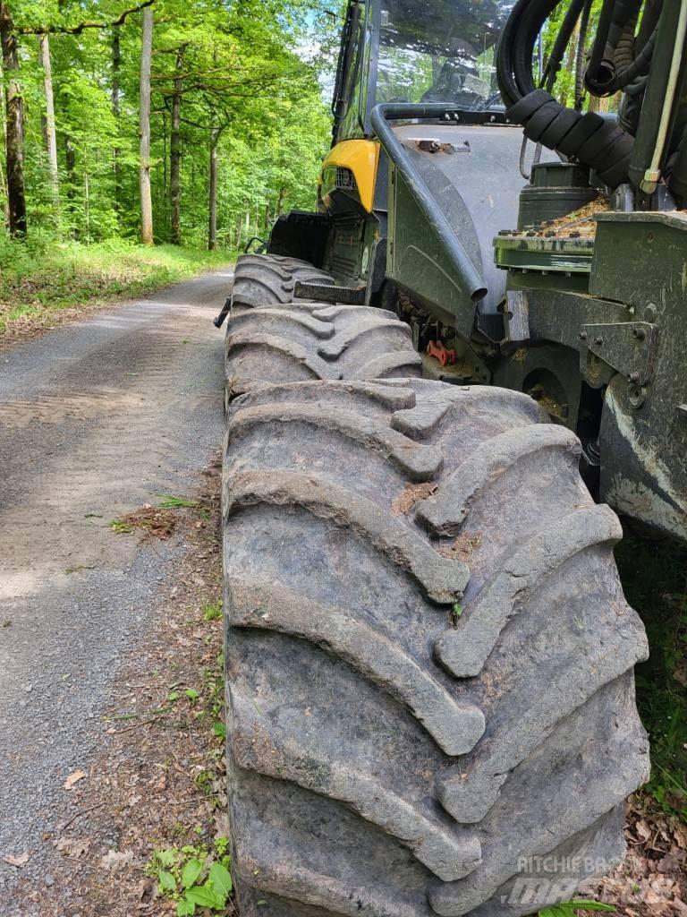 Ponsse Ergo 8W Harvester