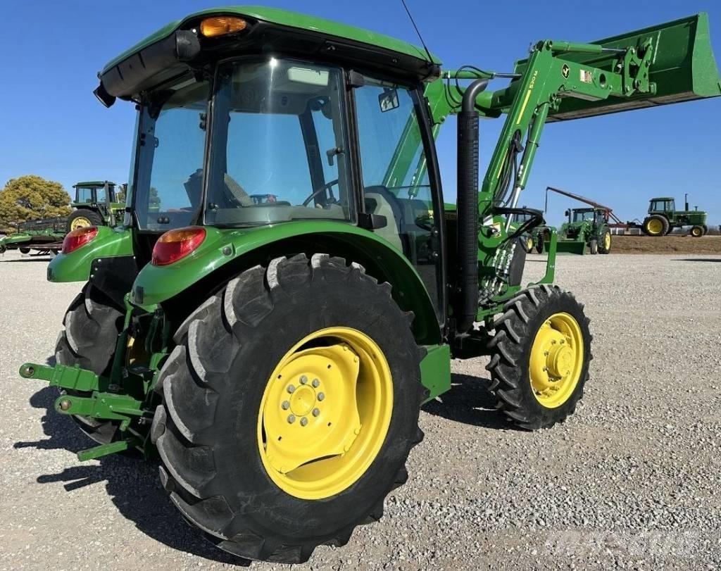 John Deere 5075 E Traktoren