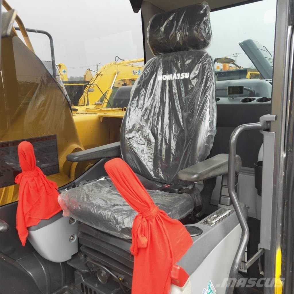 Komatsu PC200-8 Raupenbagger