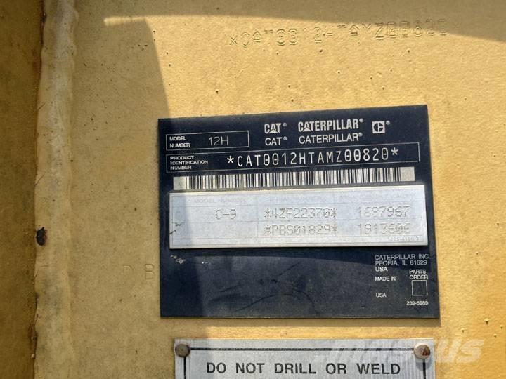 CAT 12 H Grader