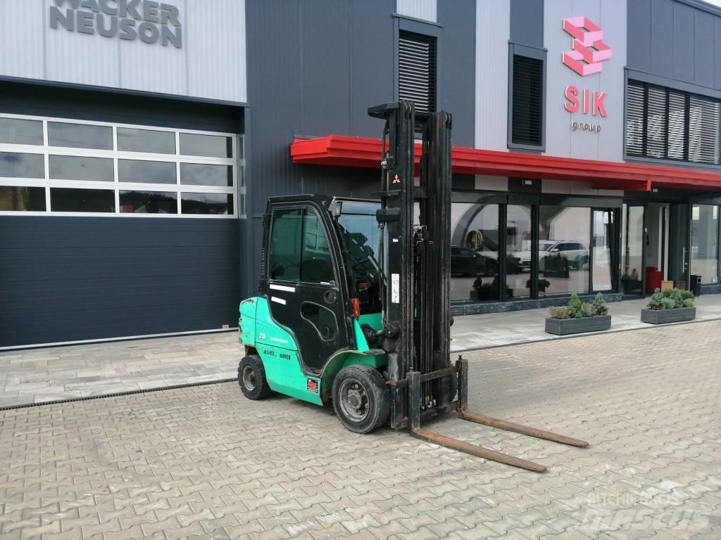 Mitsubishi FD25N Diesel Stapler