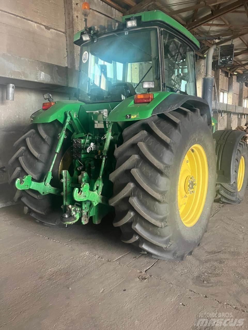 John Deere 8410 Traktoren