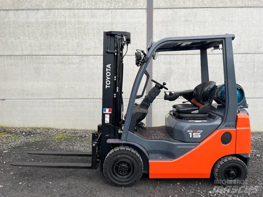 Toyota 02-8 FGF 15 Gas Stapler