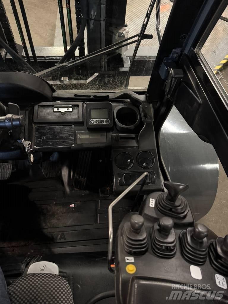 Toyota truck 8FD60N Diesel Stapler