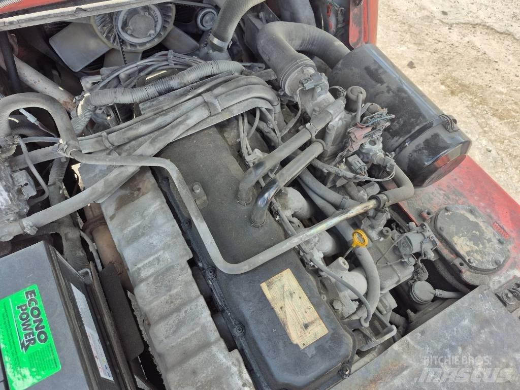 Nissan F04 B 40 H Andere Gabelstapler
