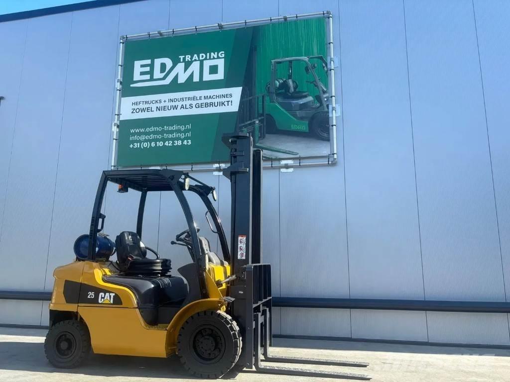 CAT GP25N Heftruck Gas Stapler