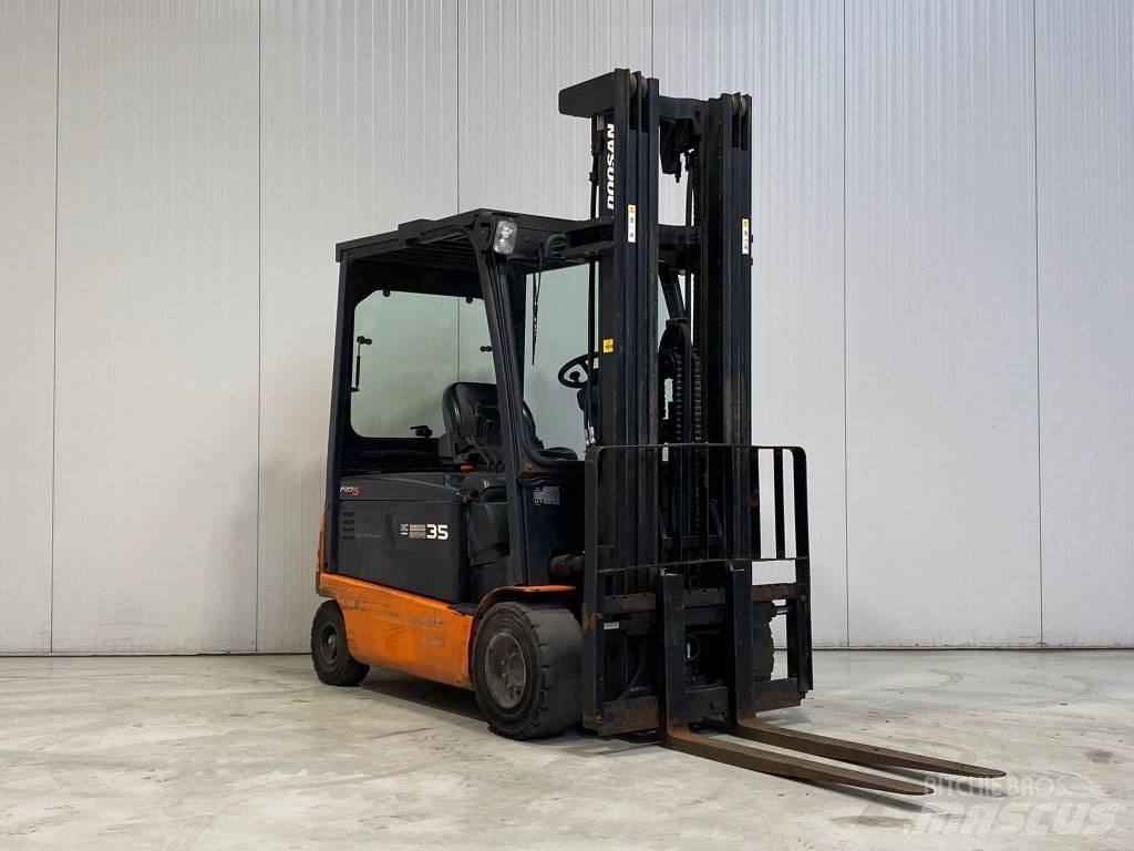 Doosan B35X-5 Elektro Stapler