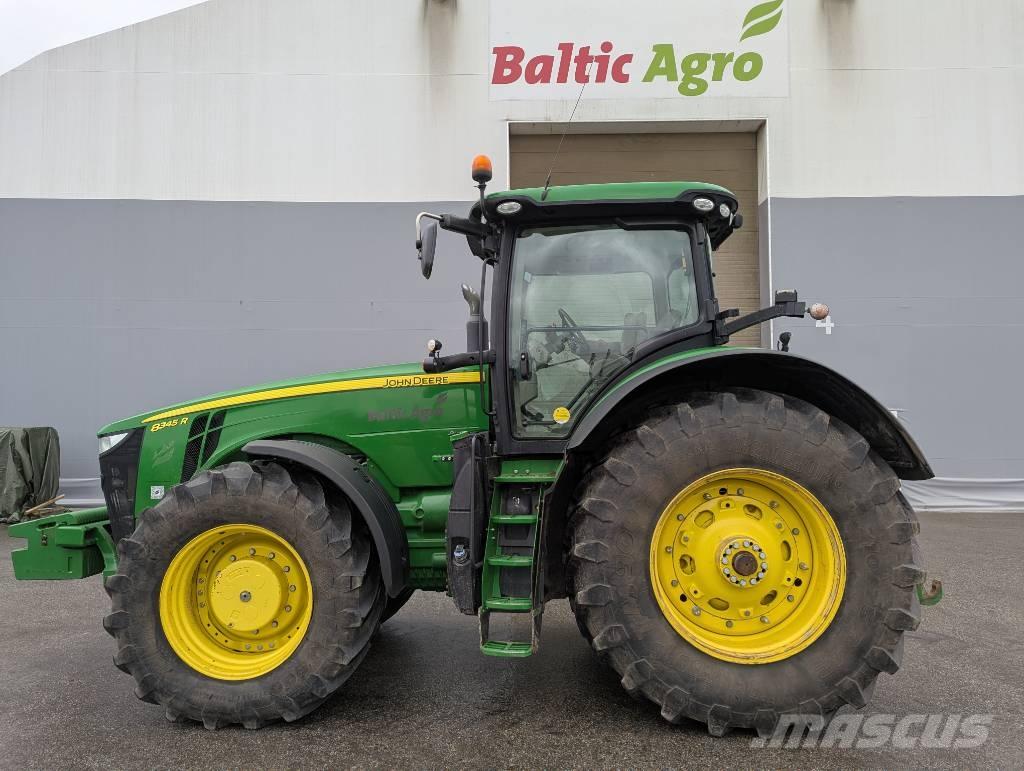 John Deere 8345 R Traktoren